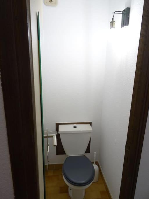 Appartement Au Coeur Du Village Avec Parking Prive Mijoux Bagian luar foto